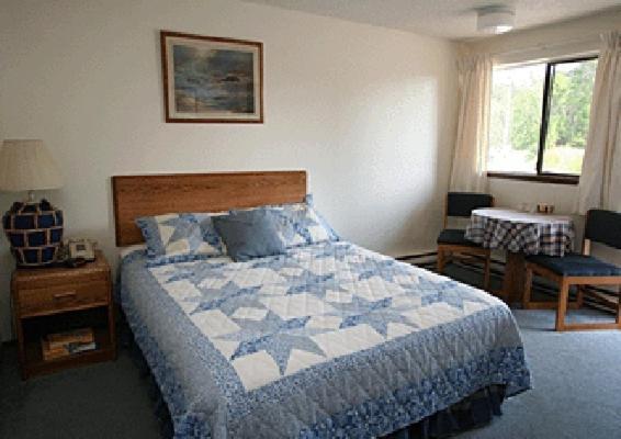 Westwynd Motel Purdy Room photo